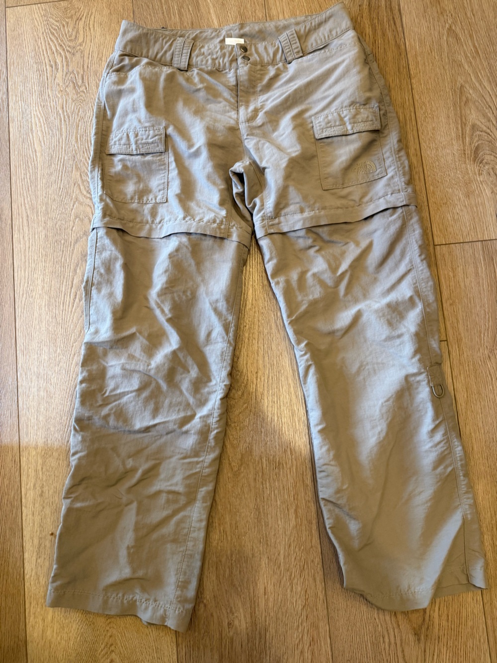 The North Face Women’s 10 Khaki Convertible Zip-Off Hiking Pants Shorts